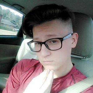 Meet your Posher, Tyler